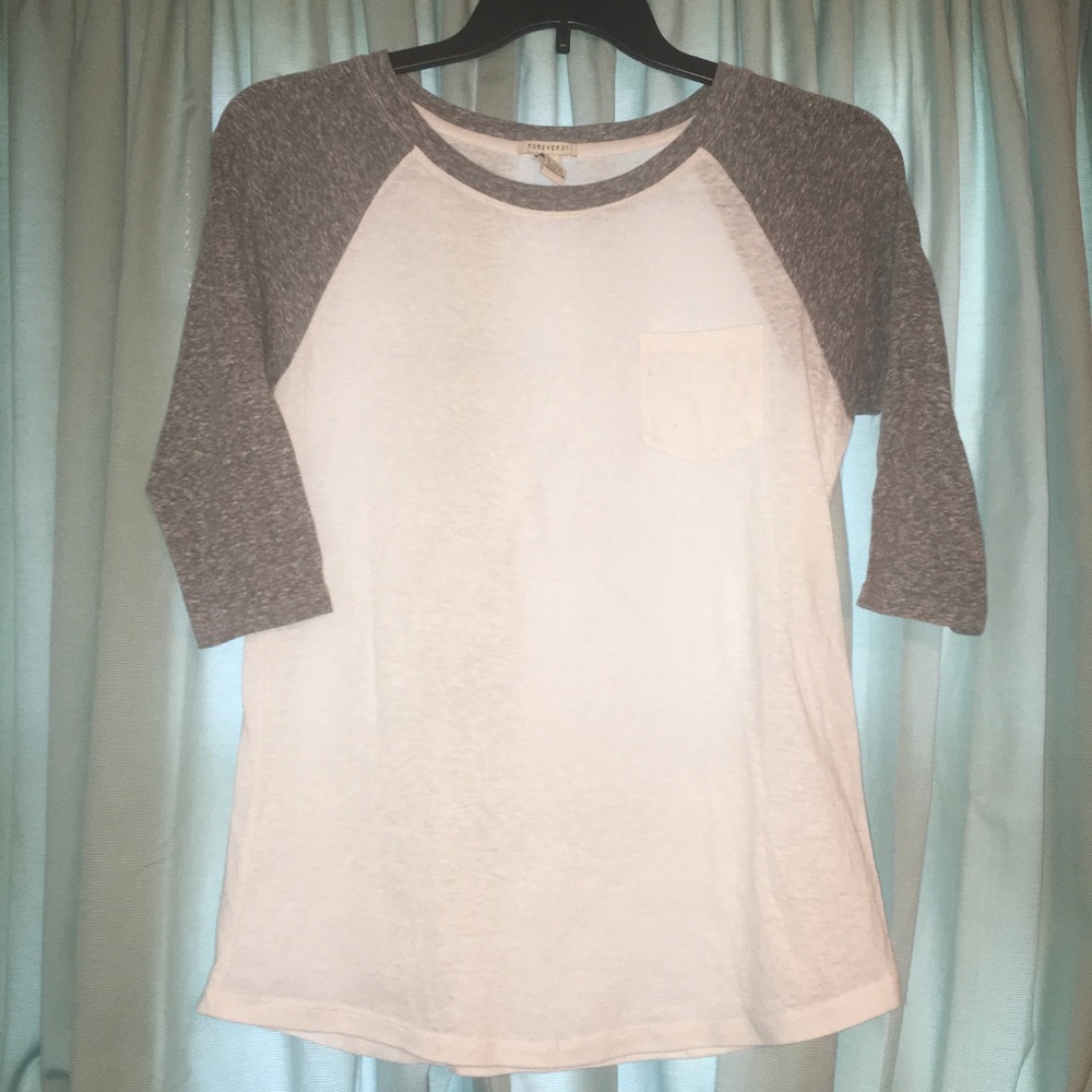 HOLD Forever 21 Grey and White Shirt